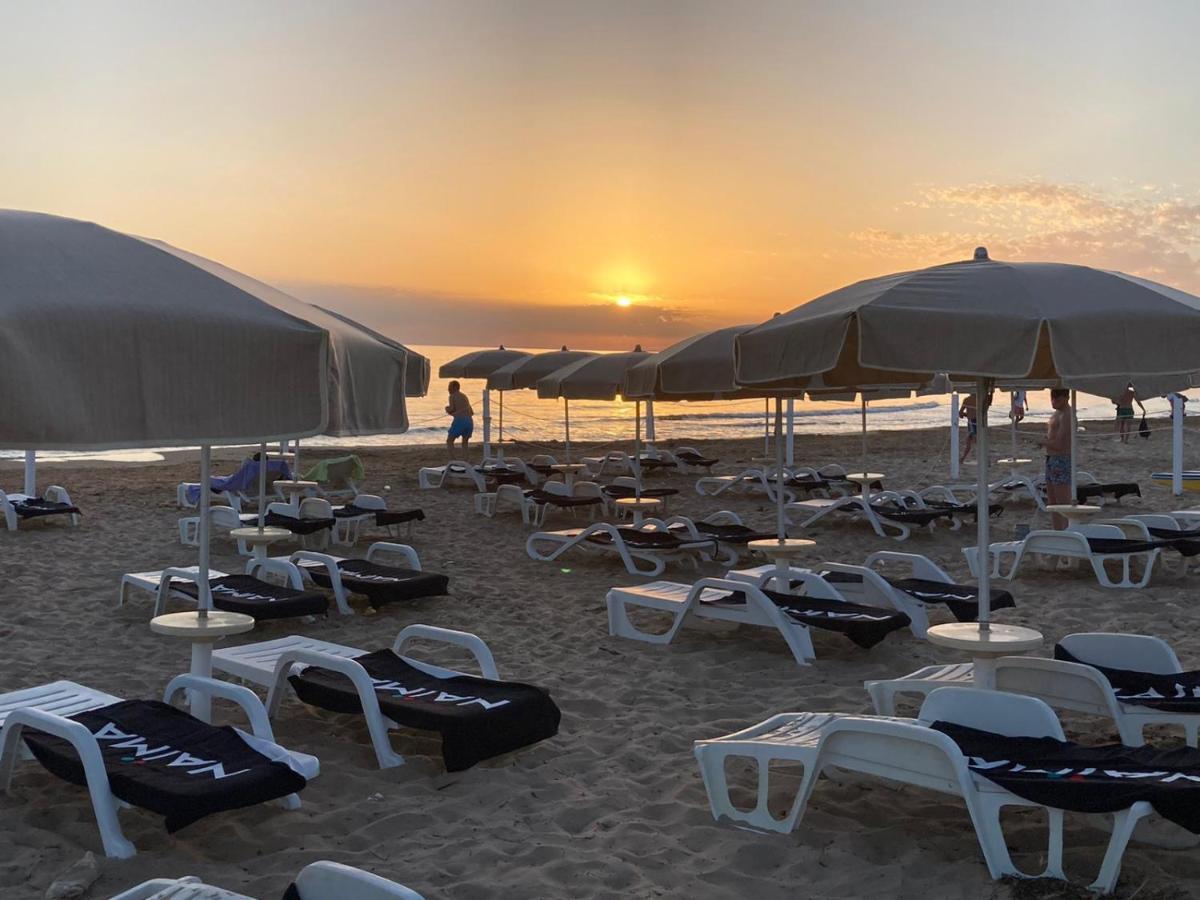 Hotel Mida Scoglitti Exterior foto